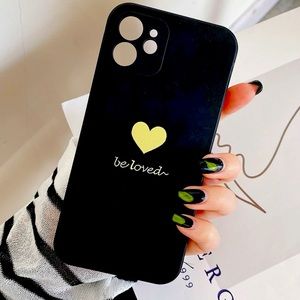 Heart pattern IPHONE CASE.BUNDLE FOR BETTER PRICE🛍